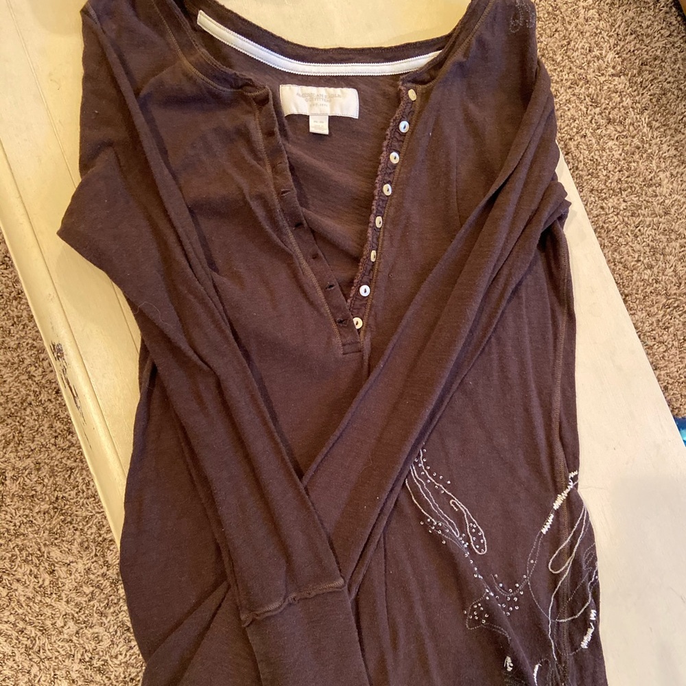 American Eagle long sleeve shirt